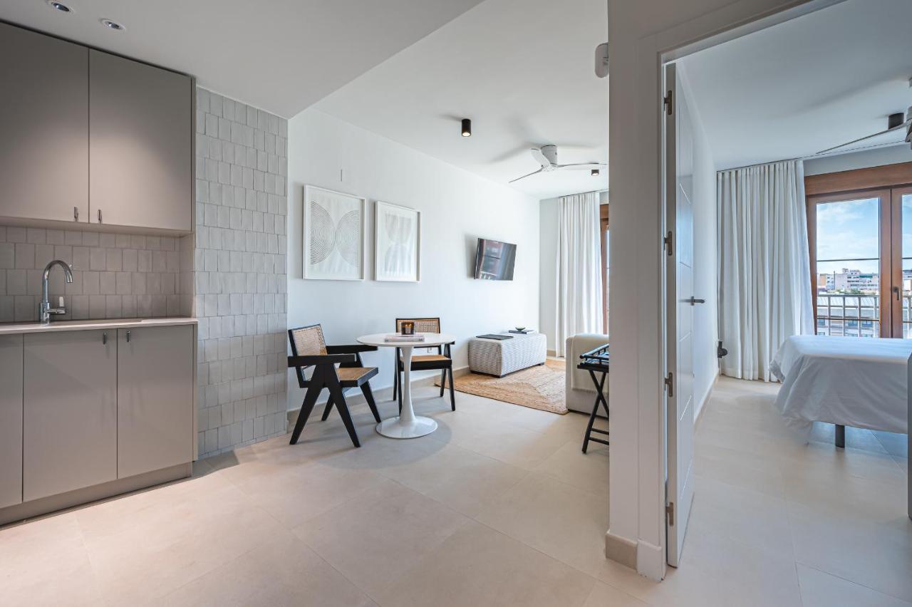 Malaga Centro Terraza Rosaleda Apartment Екстериор снимка